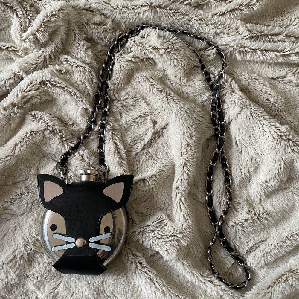 Cat flask